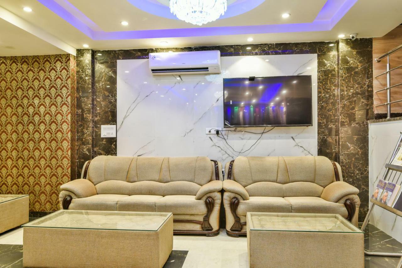 Olivia Entrance Delhi Airport Mahipalpur Hotel New Delhi Exterior photo