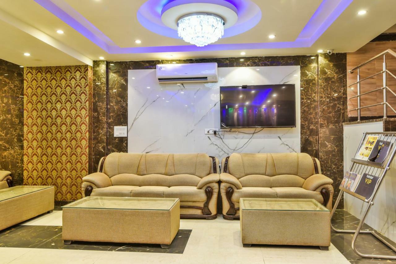 Olivia Entrance Delhi Airport Mahipalpur Hotel New Delhi Exterior photo
